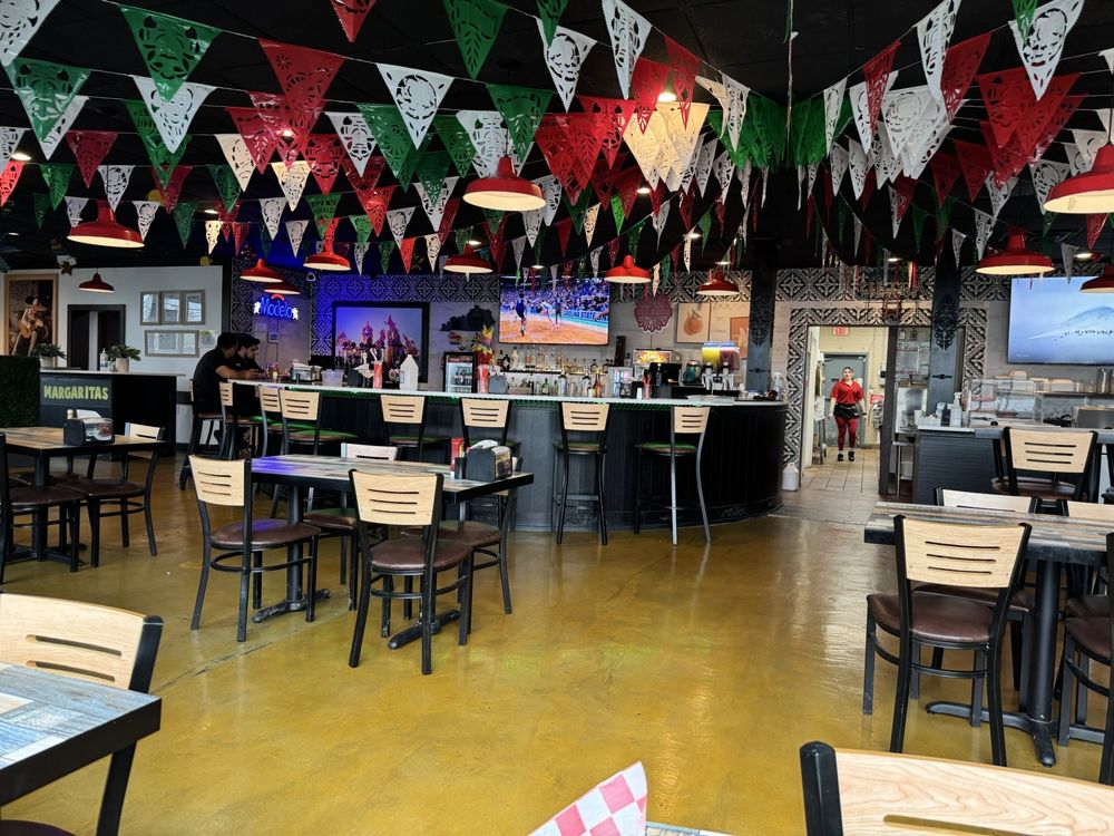 Reyes Mexican Grill