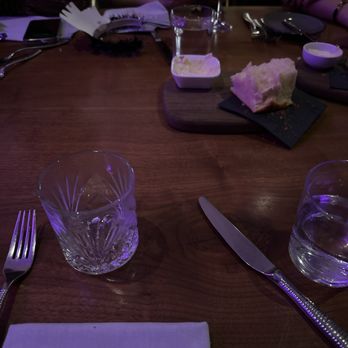 The Victor - Empty table after 80 minutes!!!!! - Steakhouses Near Me - Vancouver, British Columbia The Victor - Empty table after 80 minutes!!!!! - Steakhouses Near Me - Vancouver, British Columbia