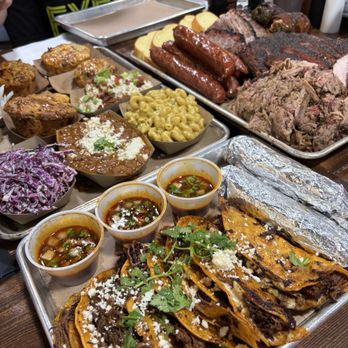 Hurtado Barbecue - Barbeque Near Me - Mansfield, Texas
