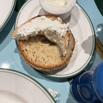 Sadelle's - Sesame bagel - Breakfast & Brunch Near Me - Las Vegas, Nevada
