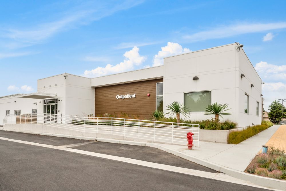 Anaheim Community Hospital - grief counselor in Anaheim, CA