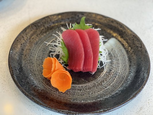 Orenji Sushi & Noodles by null