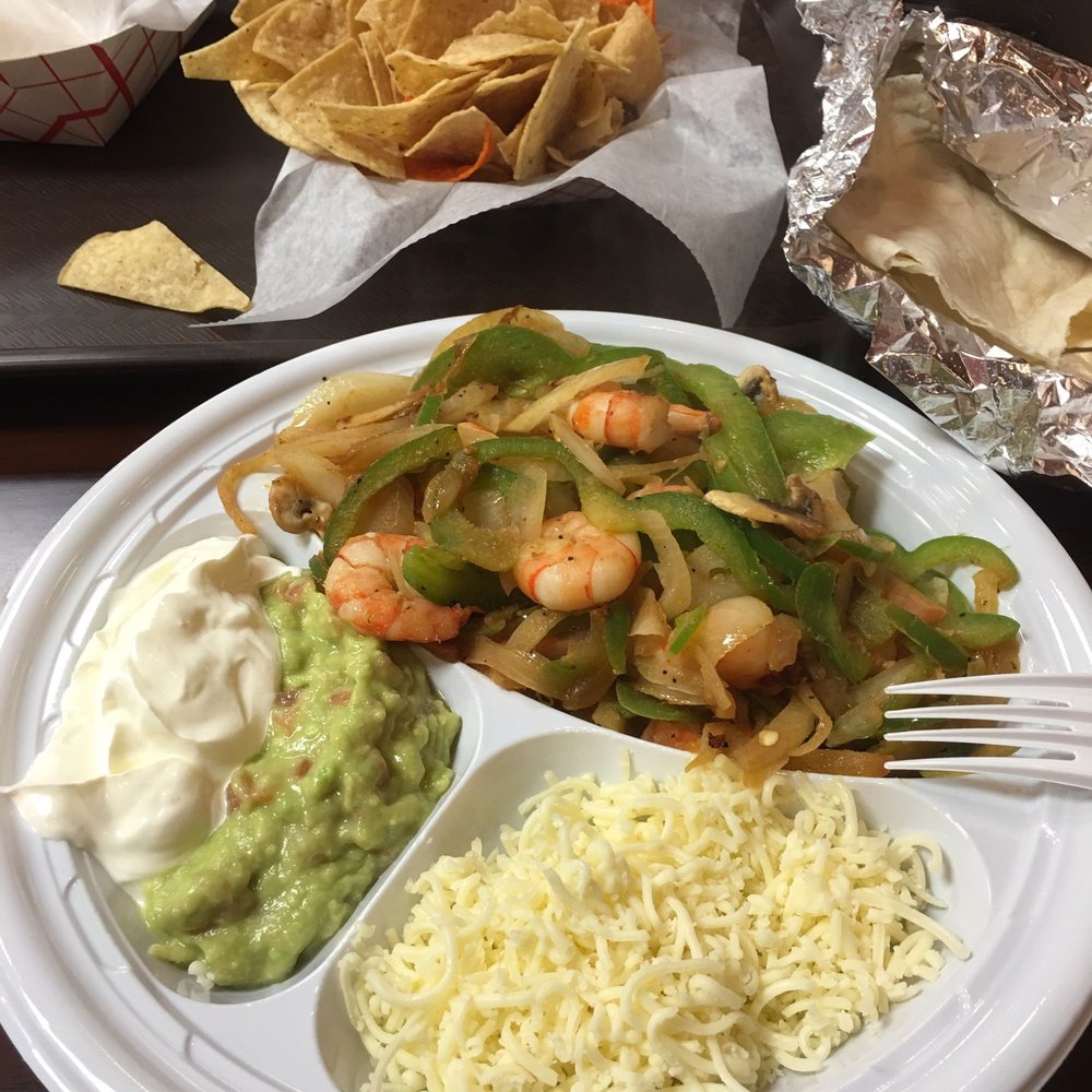 Vallarta Mexican Grill - Shrimp fajita with guacamole,sour, shredded cheese with flour tortillas. OMG!! Delicious - Mexican Near Me - Hauppauge, New York Vallarta Mexican Grill - Shrimp fajita with guacamole,sour, shredded cheese with flour tortillas. OMG!! Delicious - Mexican Near Me - Hauppauge, New York
