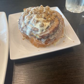 CanopyRoad Cafe - Cinnamon rolls - Breakfast & Brunch Near Me - Tampa, Florida CanopyRoad Cafe - Cinnamon rolls - Breakfast & Brunch Near Me - Tampa, Florida