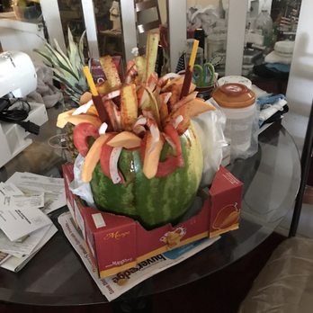 Neveria Chayos - Mega Sandia loca - Ice Cream & Frozen Yogurt Near Me - Phoenix, Arizona