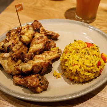 Nando S Peri Peri 237 Photos 143 Reviews South African 4401 Wilson Blvd Arlington Va Business Hours Phone Number Menu Yelp