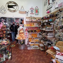 Inside Nola Cookery & Gifts 2/6/2022