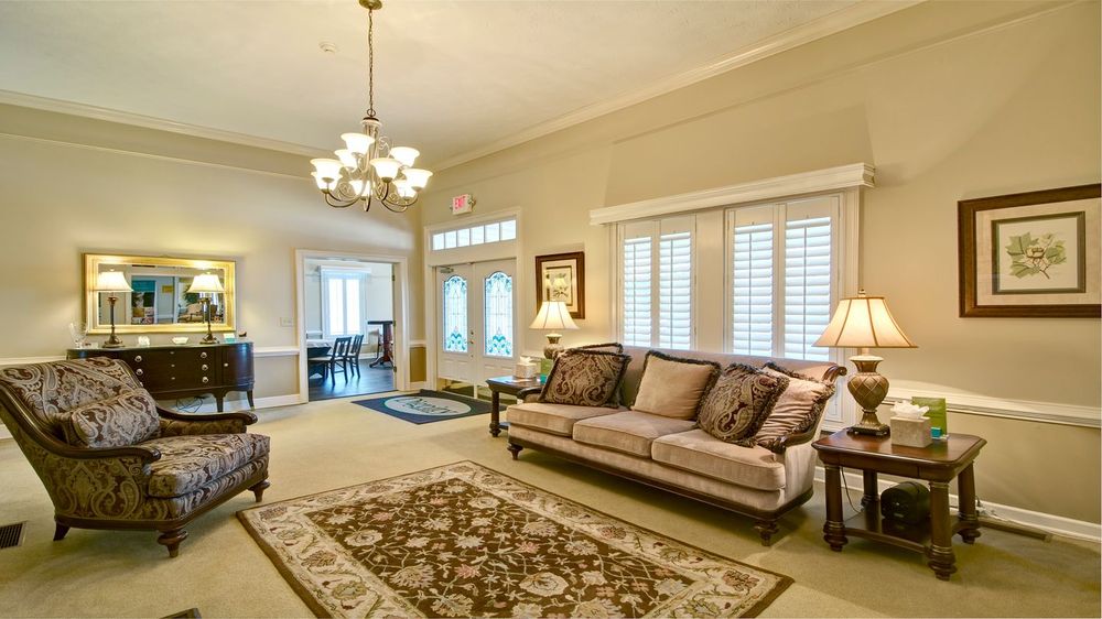 WOODSTOCK FUNERAL HOME Updated September 2024 8855 Main St