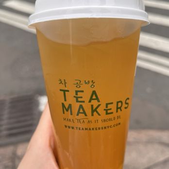 Tea Makers - Iced Mango Green Tea - Coffee & Tea Near Me - New York, New York
