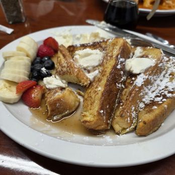 Mama's Kitchen - Waffles - New Mexican Cuisine Near Me - Gallup, New Mexico