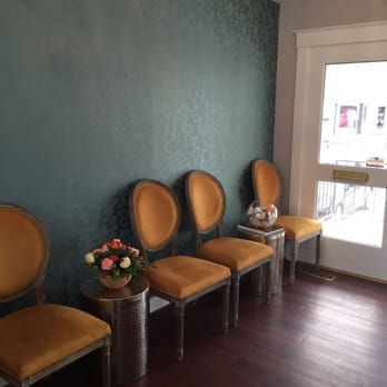 Honeycomb Salon - Entryway - Hair Salons Near Me - Louisville, Kentucky
