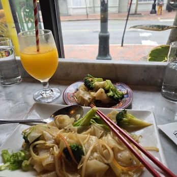 Empire Chinese Kitchen - Broccoli and Broad Noodle - Dim Sum Near Me - Portland, Maine Empire Chinese Kitchen - Broccoli and Broad Noodle - Dim Sum Near Me - Portland, Maine