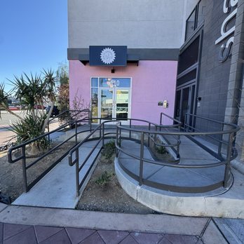 Dig it Coffee - Entrance with thoughtful ADA ramp! - Coffee & Tea Near Me - Las Vegas, Nevada Dig it Coffee - Entrance with thoughtful ADA ramp! - Coffee & Tea Near Me - Las Vegas, Nevada