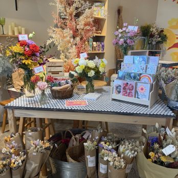 Botanic - Dried flower selection - Florists Near Me - Sacramento, California Botanic - Dried flower selection - Florists Near Me - Sacramento, California
