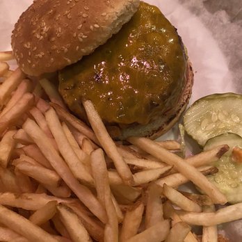 RJ Grunts - Cheeseburger - Sandwiches Near Me - Chicago, Illinois RJ Grunts - Cheeseburger - Sandwiches Near Me - Chicago, Illinois
