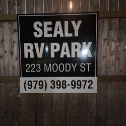 Sealy RVPark - Staying the night on the road to New Orleans