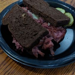 Donnelly's Irish Pub - Corned beef sandwich