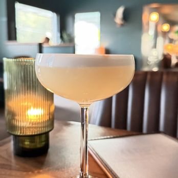 Teddy's - Tequila sour with egg white - Cocktail Bars Near Me - Austin, Texas Teddy's - Tequila sour with egg white - Cocktail Bars Near Me - Austin, Texas