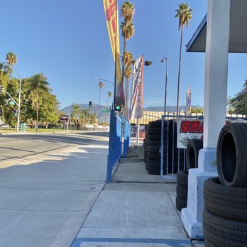 Kayla's Auto Repair - On E street. Easy parking. Pizza King is across the street. - Tires Near Me - San Bernardino, California Kayla's Auto Repair - On E street. Easy parking. Pizza King is across the street. - Tires Near Me - San Bernardino, California