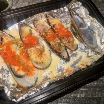 Tokyoya Sushi - Baked Green Mussel Appetizer (6pc) i already ate two haha - Japanese Near Me - Burbank, California Tokyoya Sushi - Baked Green Mussel Appetizer (6pc) i already ate two haha - Japanese Near Me - Burbank, California