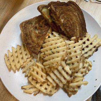 Batter Rebellion - Reuben sandwich was good - Bars Near Me - Redlands, California