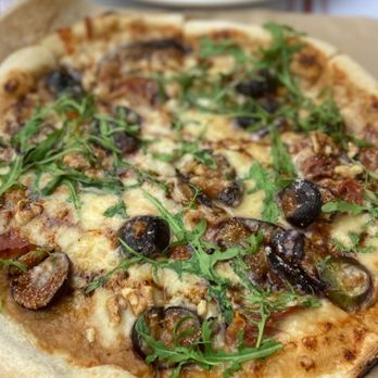 La Bicyclette - Fig Arugula pizza - French Near Me - Carmel, California