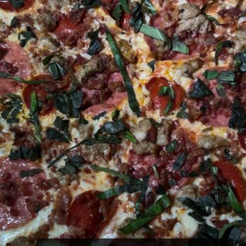 Zalat Pizza - 18" Meatza Pizza + Basil (up close) yummy - Pizza Near Me - Arlington, Texas Zalat Pizza - 18" Meatza Pizza + Basil (up close) yummy - Pizza Near Me - Arlington, Texas