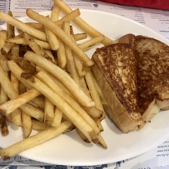 Der Dutchman - Walnut Creek - Grilled Cheese - Bakeries Near Me - Walnut Creek, Ohio
