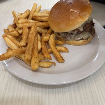 The Daily Diner - Diners Near Me - Syracuse, New York The Daily Diner - Diners Near Me - Syracuse, New York