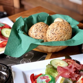 Cafe Central - Leckere, frisch aufgebackene Brötchen - Grocery Near Me - Nordhausen, TH Cafe Central - Leckere, frisch aufgebackene Brötchen - Grocery Near Me - Nordhausen, TH
