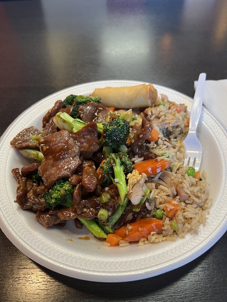 CHOPSTIX 65 Photos & 157 Reviews Food near 2381 E Windmill Ln, Las