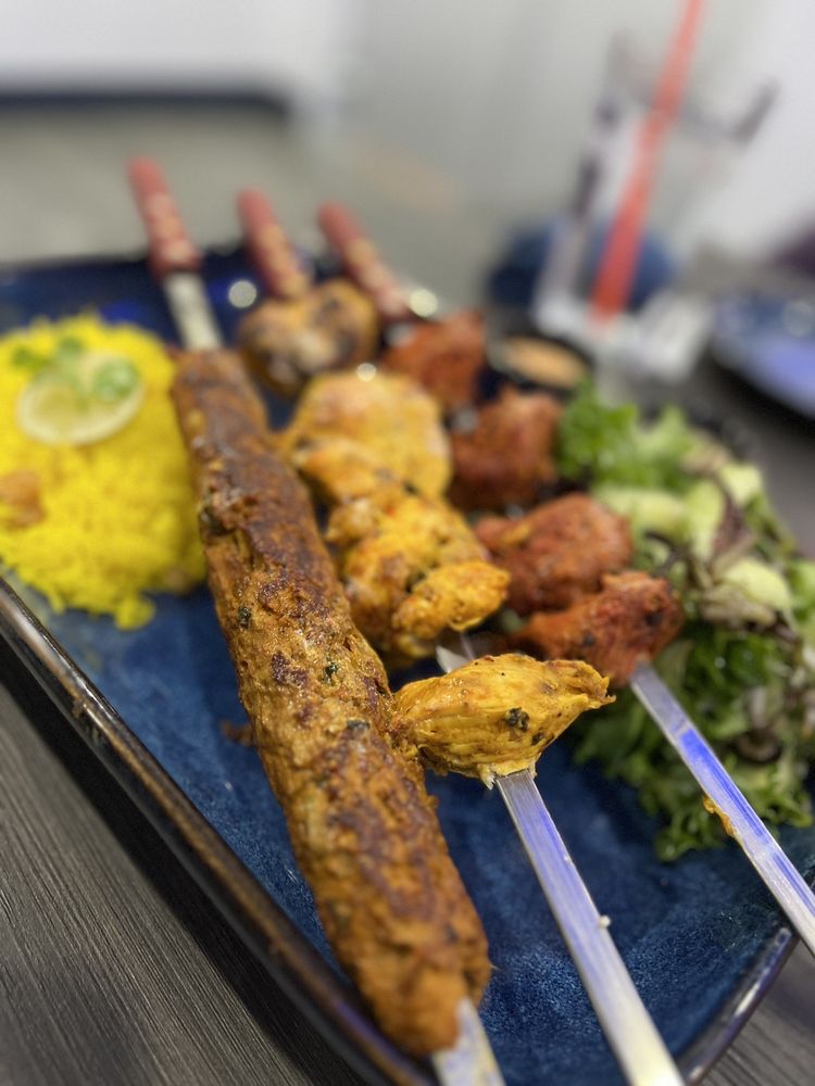 BLUEFOX BAR & GRILL 71 Photos & 30 Reviews 2355 S 4th Ave, Yuma