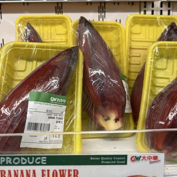 Great Wall Supermarket - 12/4/26 Ooh they have banana blossoms - International Grocery Near Me - Rosemead, California