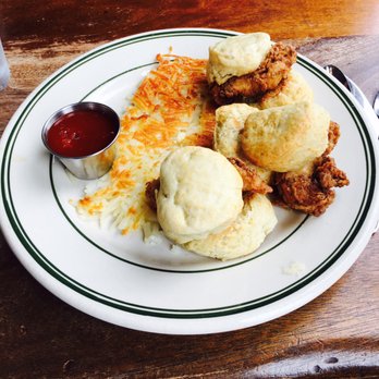 Ted's Bulletin 14th - Chicken and biscuits - Breakfast & Brunch Near Me - Washington, DC, District of Columbia