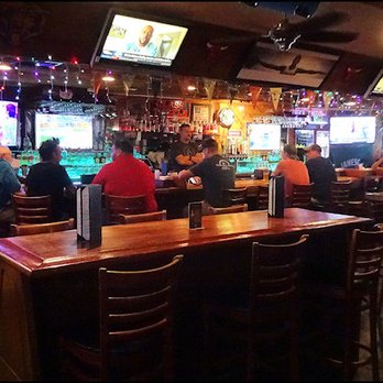 The Glass Turtle - To enhance the "sports bar" feel to the lounge, there are television monitors, what at the time of my visit, were tuned to a baseball game. - Sports Bars Near Me - Roseville, California The Glass Turtle - To enhance the "sports bar" feel to the lounge, there are television monitors, what at the time of my visit, were tuned to a baseball game. - Sports Bars Near Me - Roseville, California