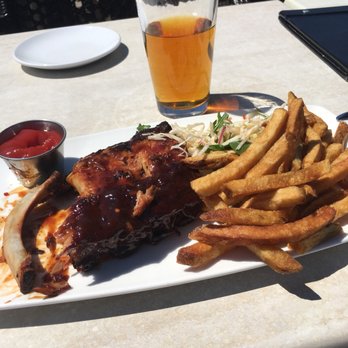 The Oak Barrel - Half rack with fries, slaw and ipa - Brasseries Near Me - Valley View, Ohio The Oak Barrel - Half rack with fries, slaw and ipa - Brasseries Near Me - Valley View, Ohio