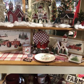 Washington Fruit Place At Barrett Orchards - More decor! - Fruits & Veggies Near Me - Yakima, Washington Washington Fruit Place At Barrett Orchards - More decor! - Fruits & Veggies Near Me - Yakima, Washington