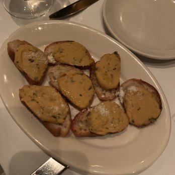 Lupa - Complimentary bean on toasted bread - Italian Near Me - New York, New York