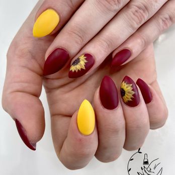 Nail Icon Studio - Nail Salons Near Me - Westerly, Rhode Island