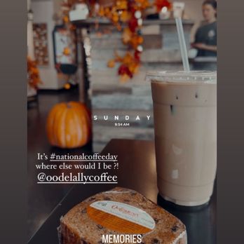 Oo de Lally Coffee - Super cute fall decorations and seasonal drinks! - Coffee & Tea Near Me - Castle Rock, Colorado Oo de Lally Coffee - Super cute fall decorations and seasonal drinks! - Coffee & Tea Near Me - Castle Rock, Colorado