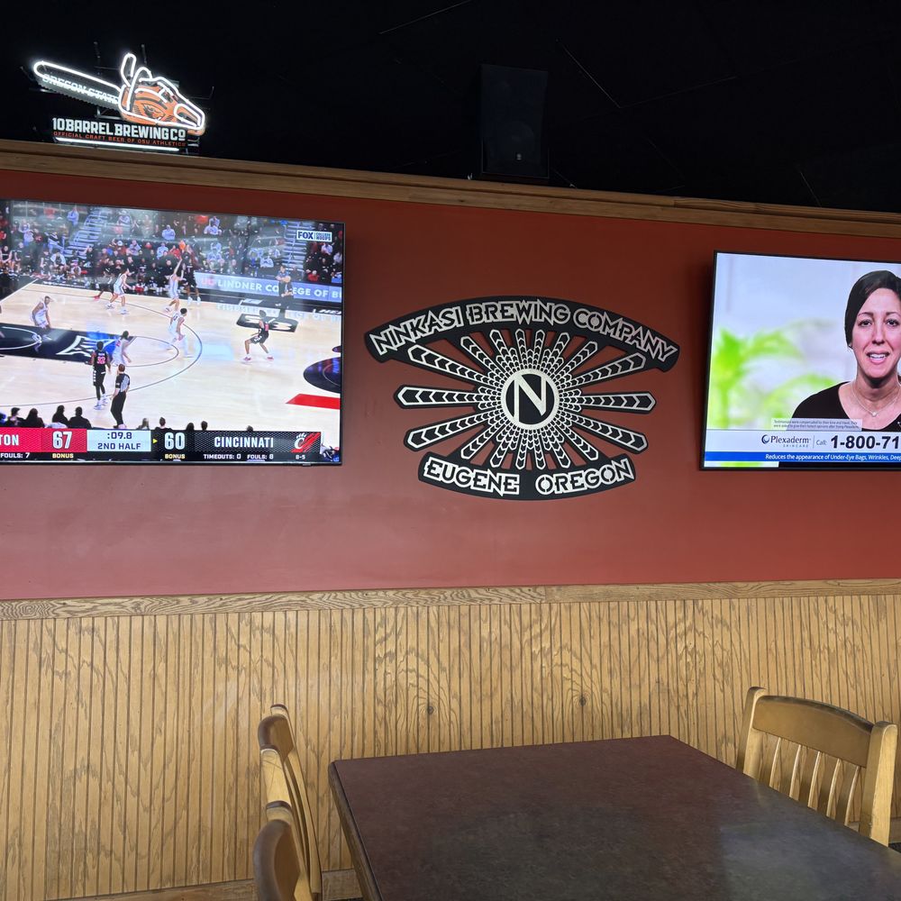 Bull Mountain Bar & Grill - Side two TV wall - Bars Near Me - Tigard, Oregon Bull Mountain Bar & Grill - Side two TV wall - Bars Near Me - Tigard, Oregon