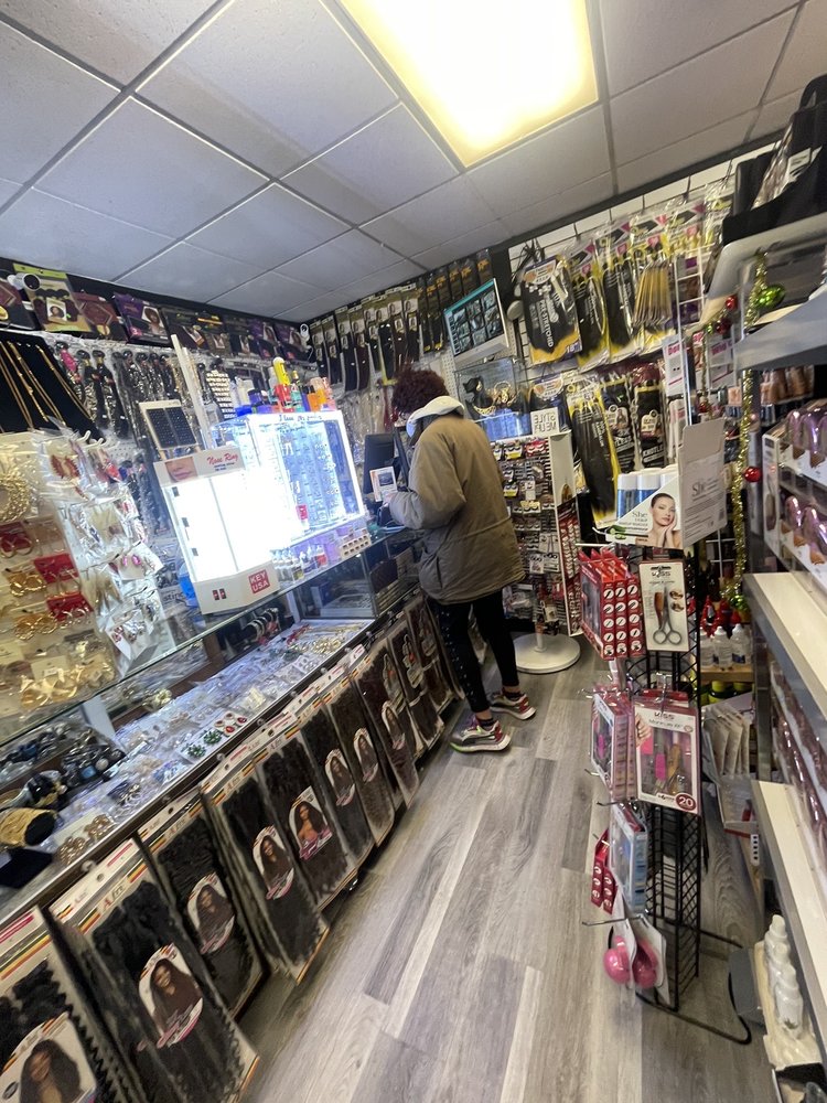 AICHA BEAUTY POINT Updated October 2024 12 Photos 102 Prince St