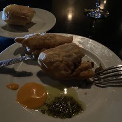 Restaurante San Telmo - Empanada at first glance does not look freshly baked or fried.  When you bit to it, it doughy and does not taste fresh at all.
