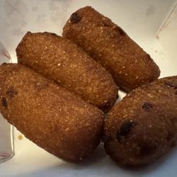 Grill 46 - hush puppies