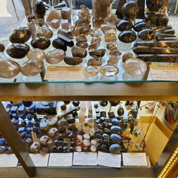 Very beautiful crystal stones are lined up, Very beautiful crystal stones are lined up,