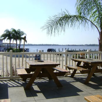 Sam's Sunset - Outside Deck - Sports Bars Near Me - Seabrook, Texas