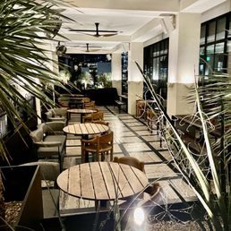 LA PISCINA - Updated July 2025 - 430 Photos & 211 Reviews - 600 Proper