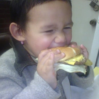 Al's Big Burger - Tenzin is eating his dad's cheeseburger - Burgers Near Me - Albany, California