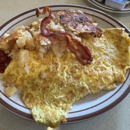 Swish Cheese 3 Egg Omelette with Bacon & Home Fries Swish Cheese 3 Egg Omelette with Bacon & Home Fries