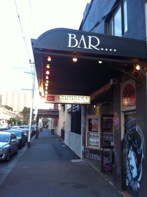 Gertrudes Brown Couch Bars 30 Gertrude St Fitzroy Fitzroy